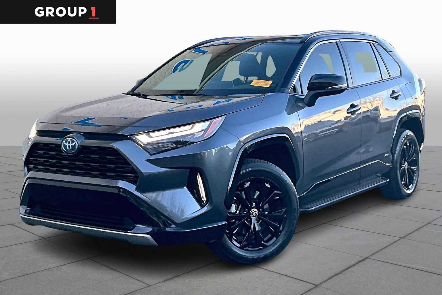 Used 2022 Toyota RAV4 XSE image 1