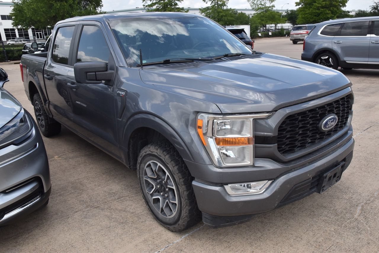 Certified 2021 Ford F150 XL w/ STX Appearance Package RWD image 4