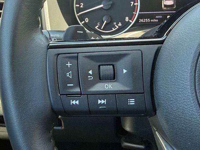 Used 2023 Nissan Rogue SL AWD/4WD image 15