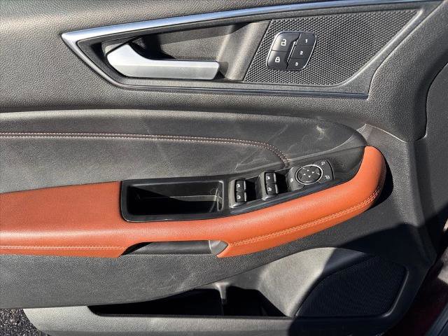 Certified 2018 Ford Edge Titanium w/ Canadian Touring Package image 20