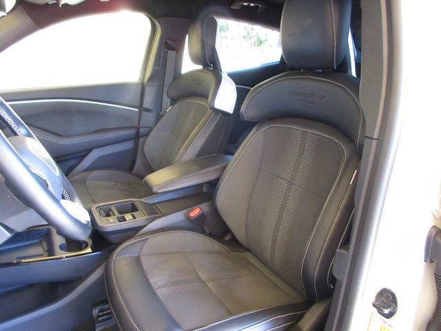 Certified 2025 Ford Mustang Mach-E GT image 13