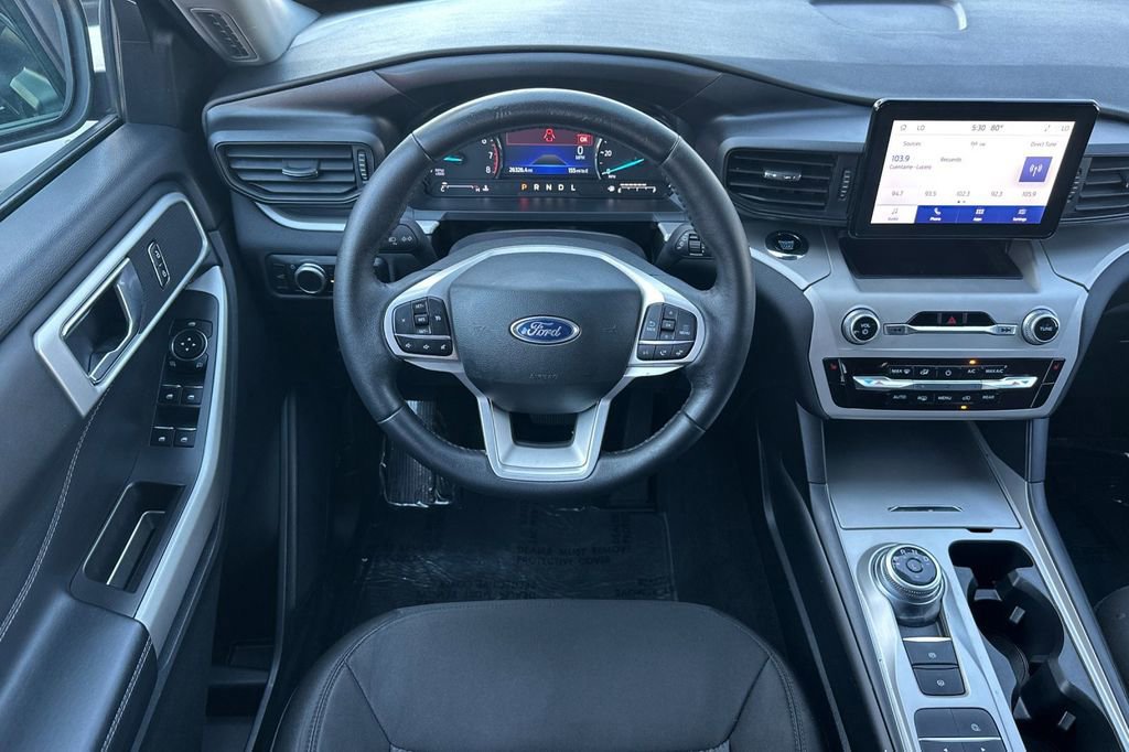 Certified 2023 Ford Explorer XLT image 16