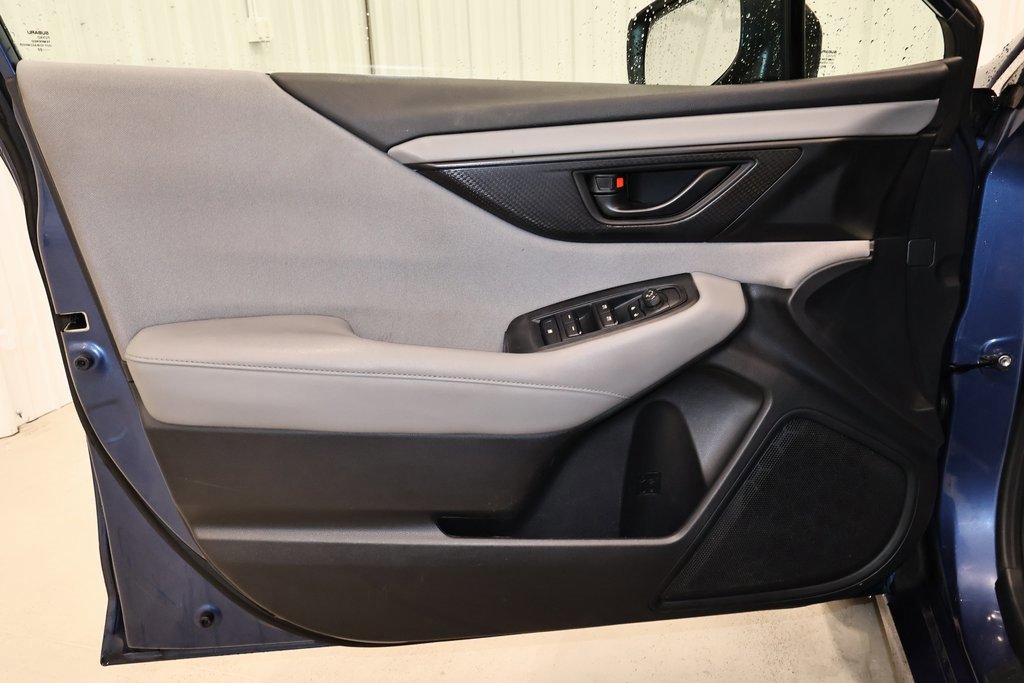 Used 2020 Subaru Legacy image 13