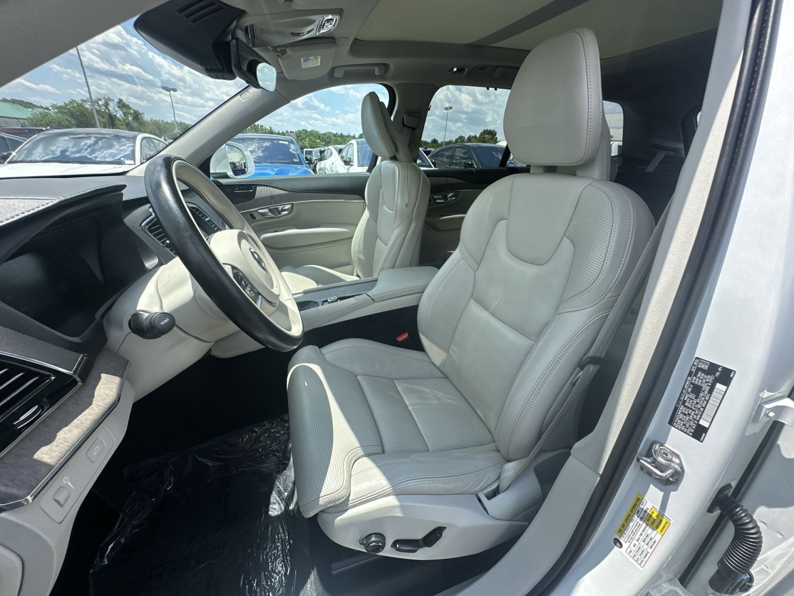 Used 2021 Volvo XC90 T6 Inscription w/ Climate Package AWD/4WD image 21