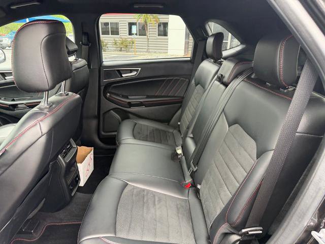 Certified 2024 Ford Edge ST-Line AWD/4WD image 17