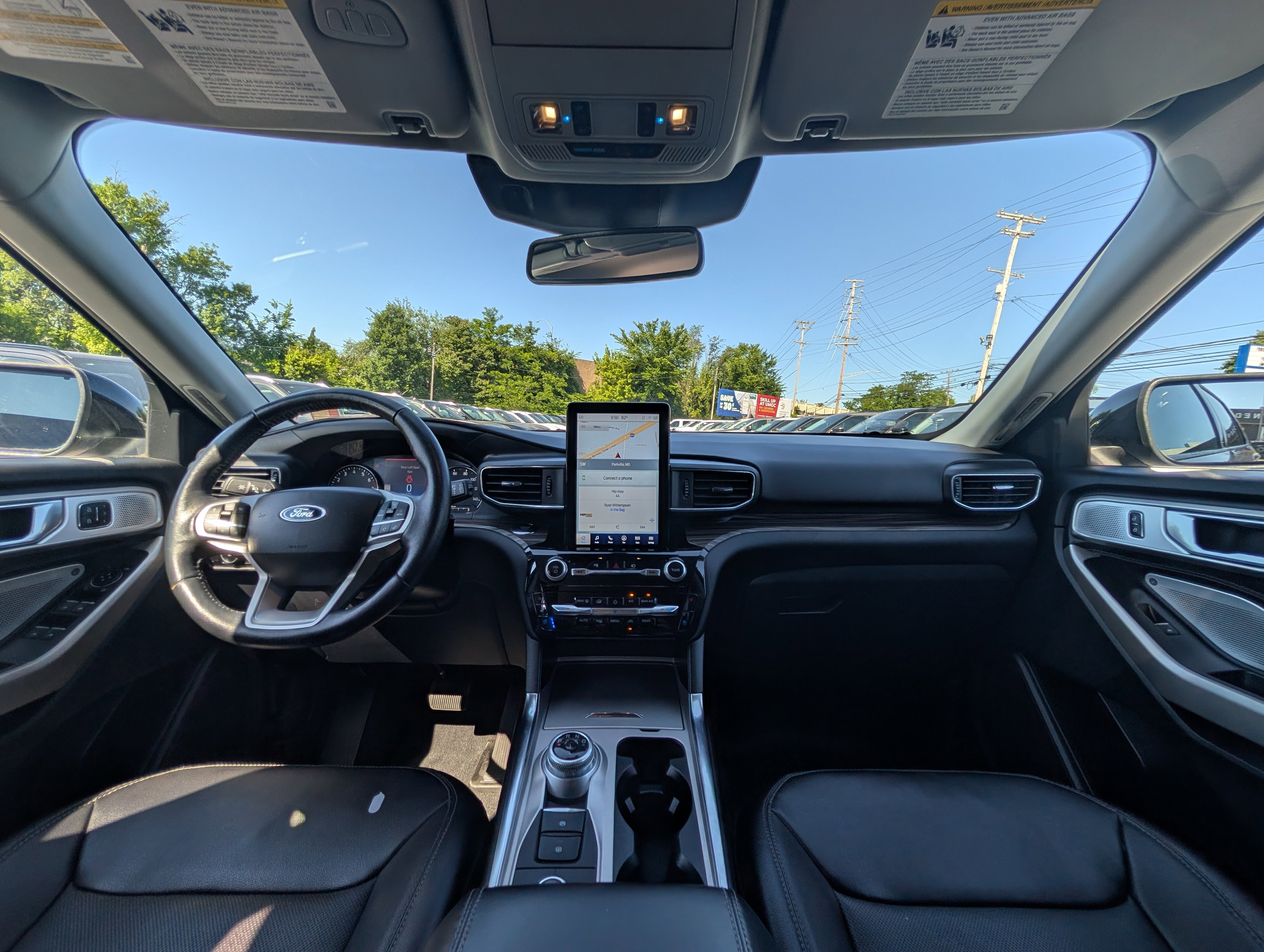 Certified 2022 Ford Explorer Limited w/ Limited Technology Package AWD/4WD image 22