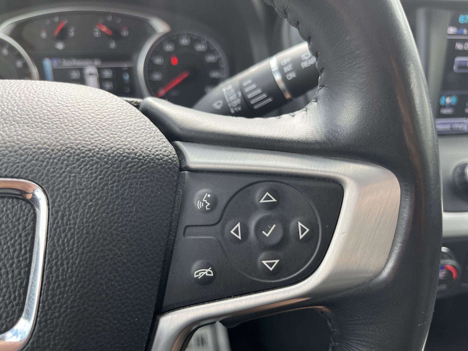 Used 2018 GMC Acadia SLT AWD/4WD image 18
