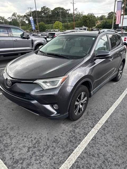Used 2017 Toyota RAV4 XLE FWD image 6