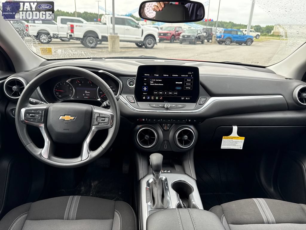 Used 2024 Chevrolet Blazer LT w/ Convenience Package FWD image 25