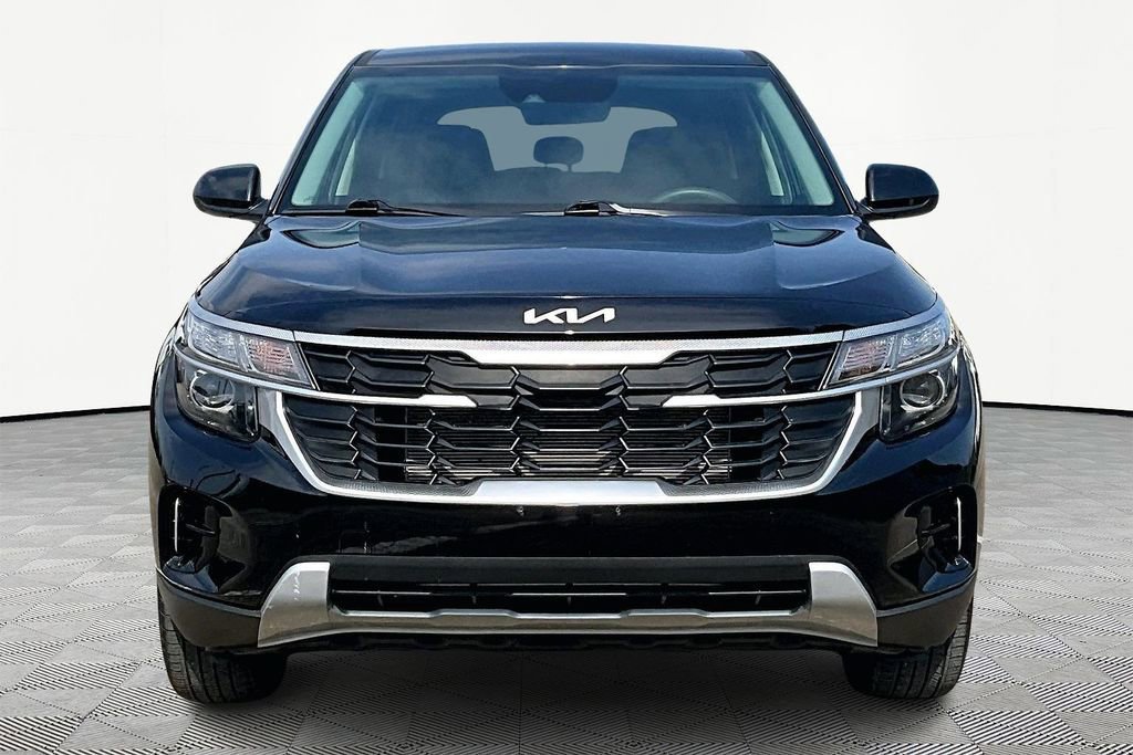 Used 2024 Kia Seltos LX AWD/4WD image 6