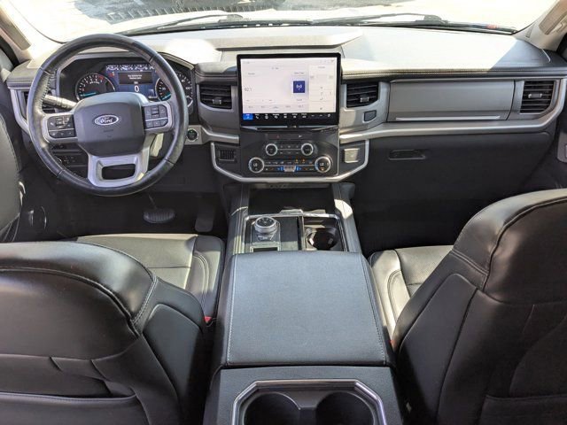 Certified 2022 Ford Expedition XLT image 17