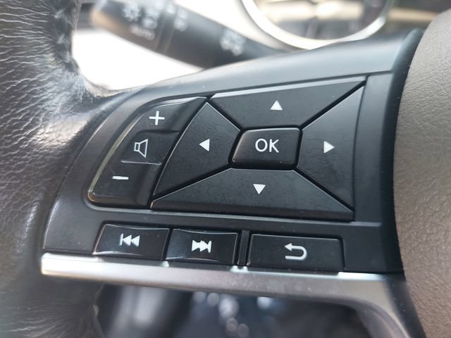 Used 2017 Nissan Rogue Sport SL AWD/4WD image 17