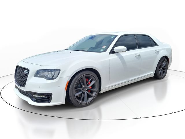 Used 2023 Chrysler 300 C RWD video 2
