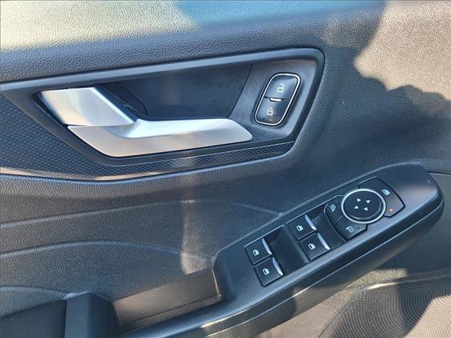 Certified 2023 Ford Escape ST-Line w/ Tech Pack #1 AWD/4WD image 13