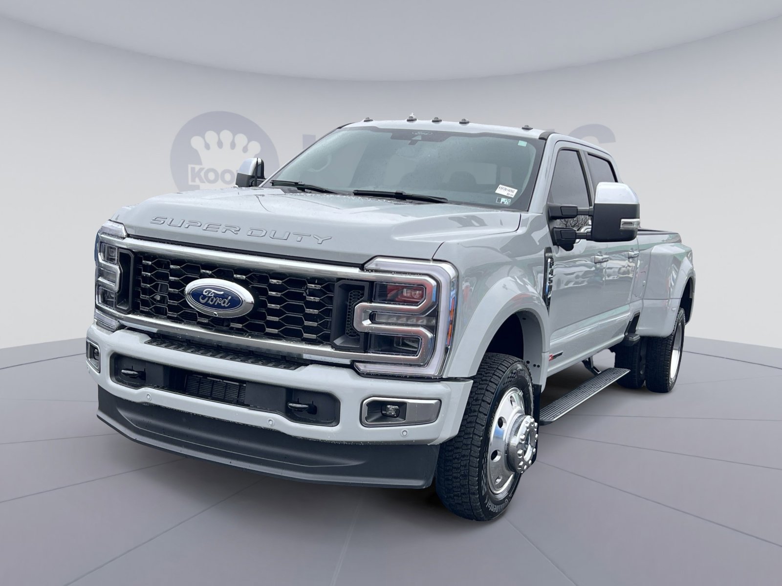 Certified 2026 Ford F450 Platinum w/ Platinum Plus Package image 1