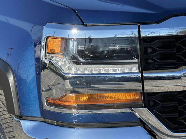 Used 2017 Chevrolet Silverado 1500 LT w/ All Star Edition image 11