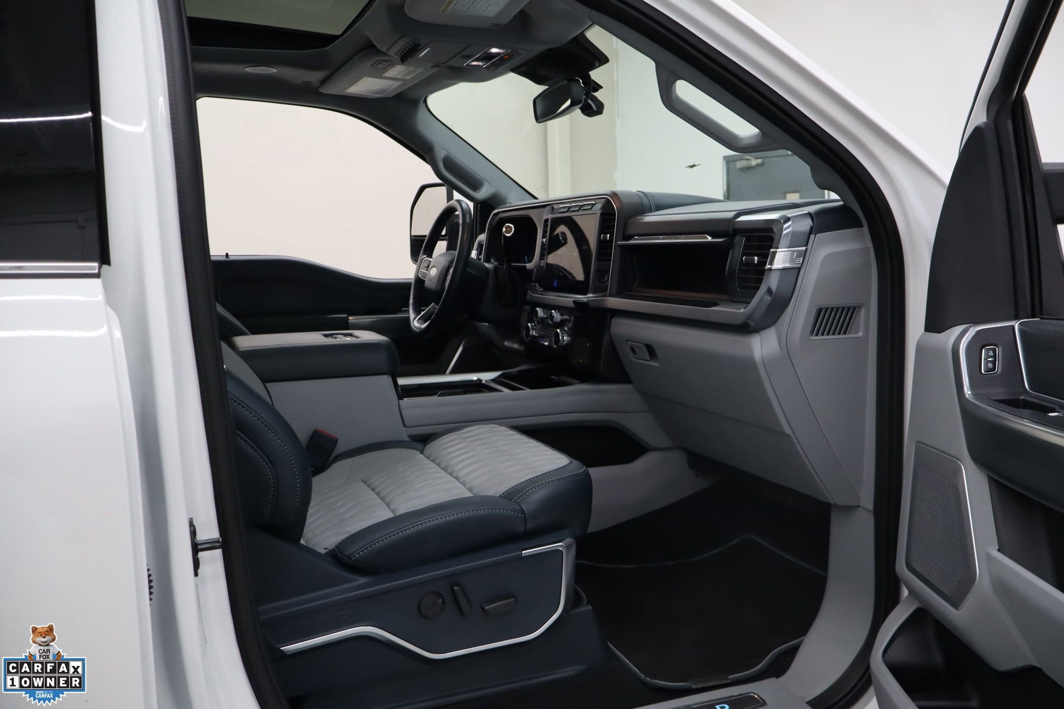 Certified 2023 Ford F450 Limited AWD/4WD image 30