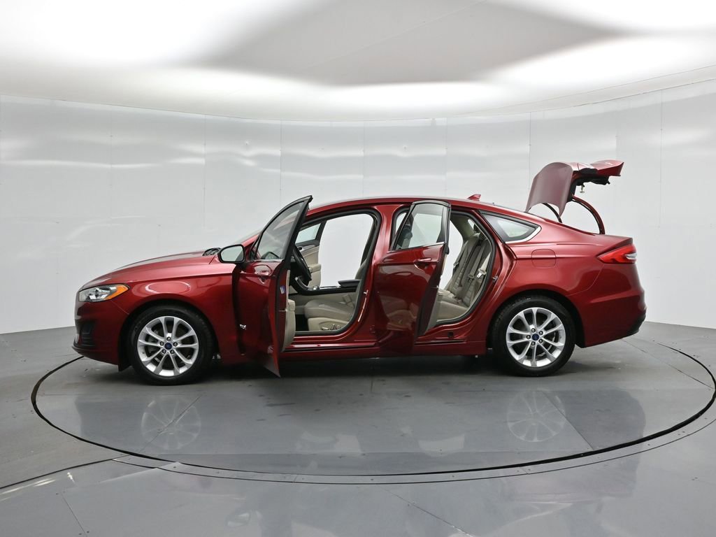 Certified 2019 Ford Fusion SE image 57