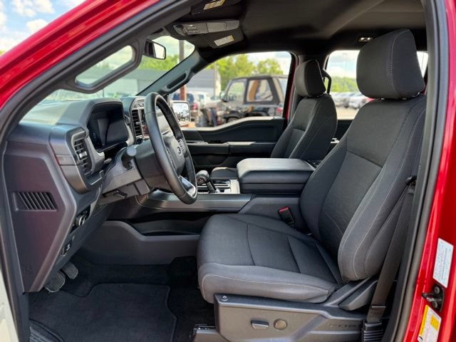 Certified 2024 Ford F150 XLT w/ XLT Black Appearance Package AWD/4WD image 13