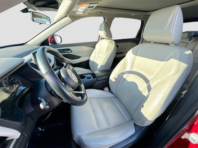 Used 2021 Nissan Rogue SV w/ Premium Package image 17