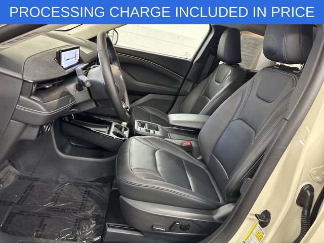 Certified 2025 Ford Mustang Mach-E Premium AWD/4WD image 3