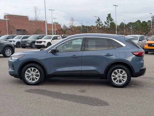 Certified 2023 Ford Escape Active image 2