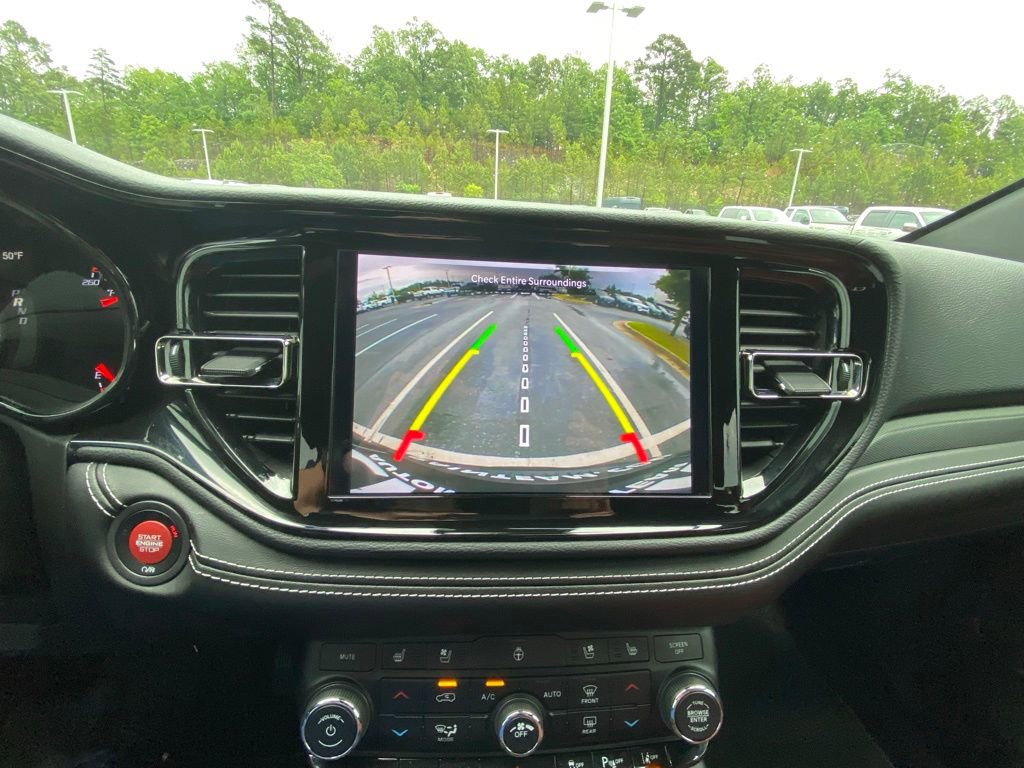 Used 2022 Dodge Durango SRT w/ Technology Group AWD/4WD image 16
