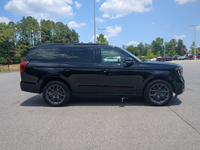 Certified 2025 Ford Expedition Platinum w/ Stealth Performance Package AWD/4WD image 3