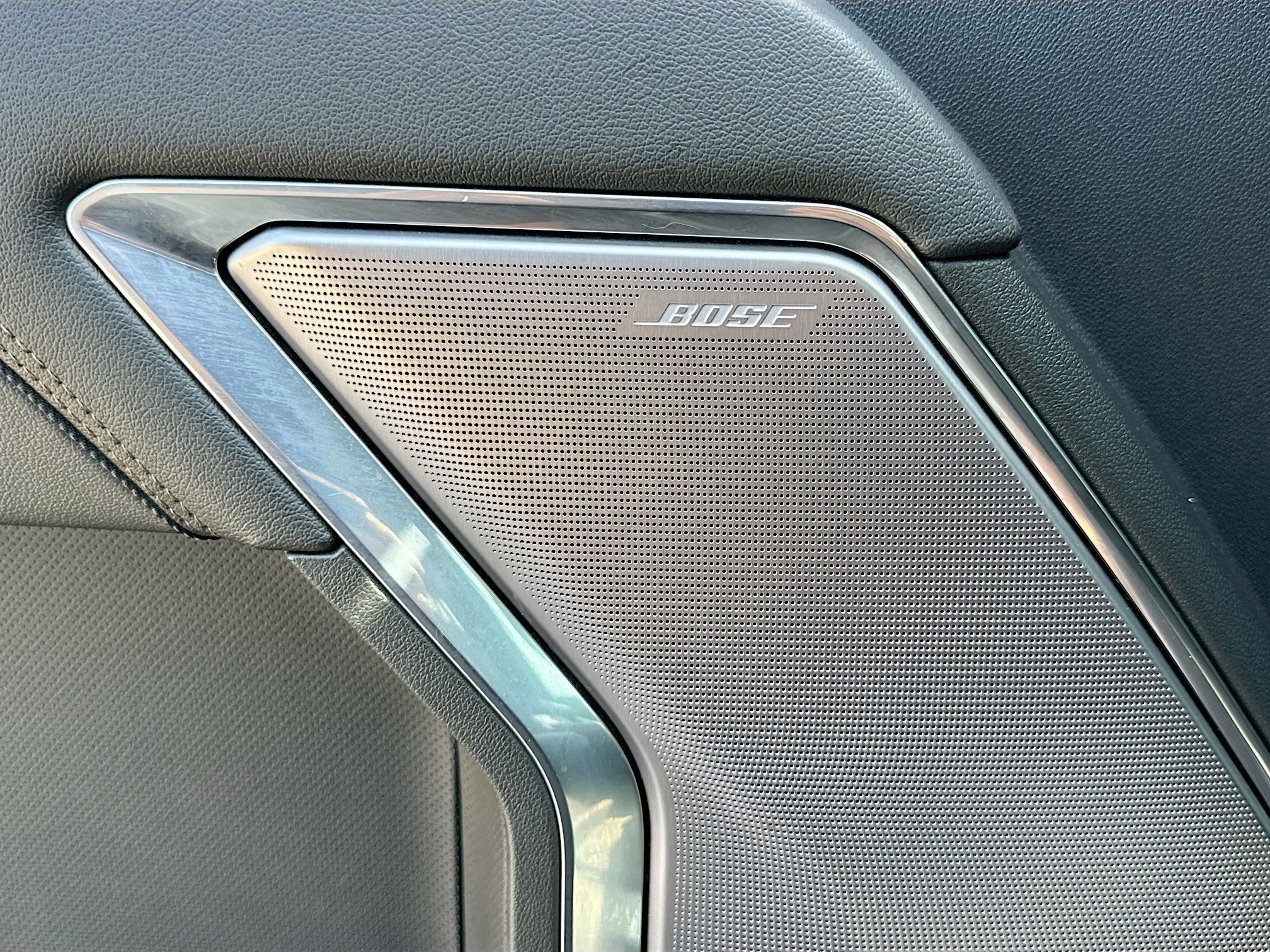 Used 2024 Chevrolet Silverado 2500 High Country w/ High Country Premium Package image 19