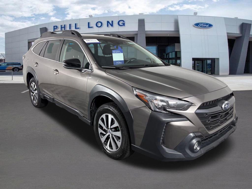 Used 2023 Subaru Outback Premium AWD/4WD image 7
