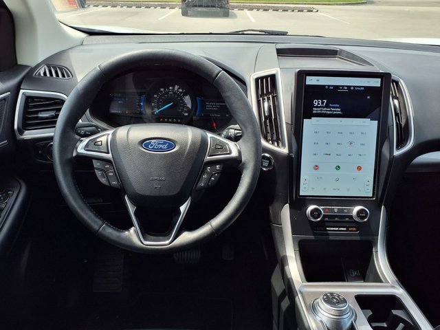 Certified 2024 Ford Edge SEL w/ Convenience Package AWD/4WD image 9
