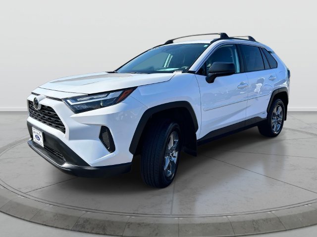 Used 2025 Toyota RAV4 LE AWD/4WD image 11