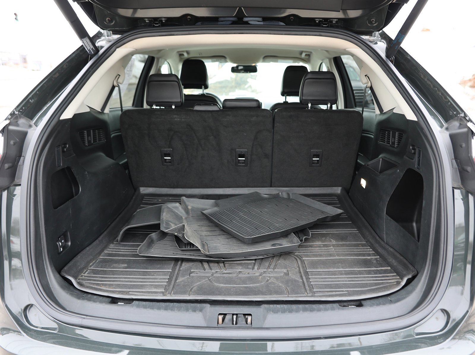 Certified 2022 Ford Edge SEL w/ Convenience Package image 13