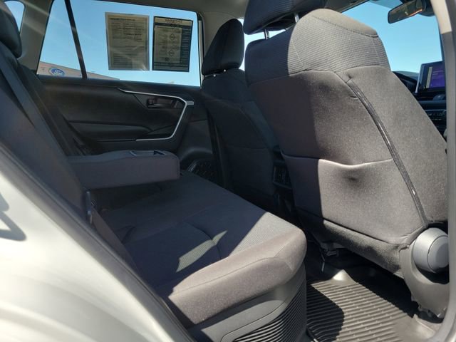 Used 2024 Toyota RAV4 LE AWD/4WD image 23
