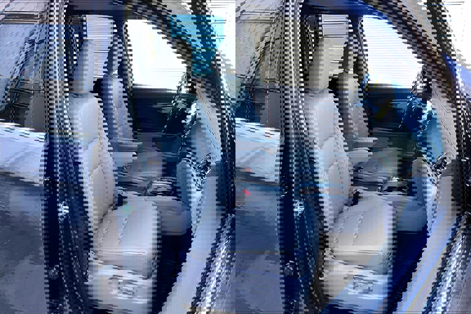 Used 2023 Honda Ridgeline RTL-E image 13