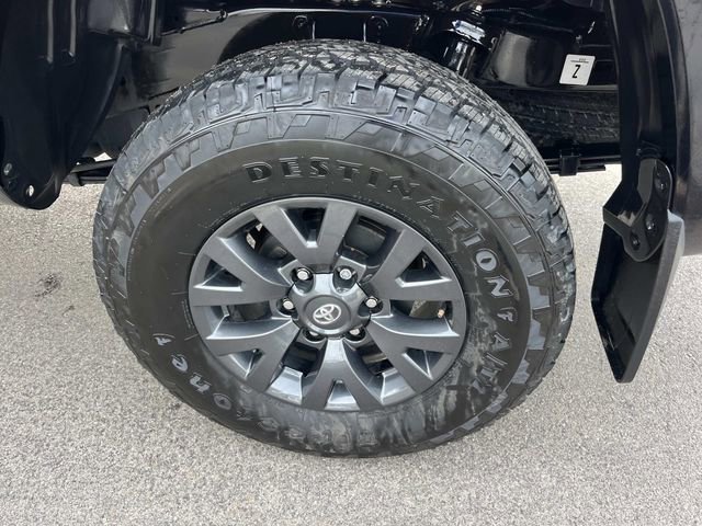 Used 2023 Toyota Tacoma SR5 w/ SR5 Appearance Package image 11