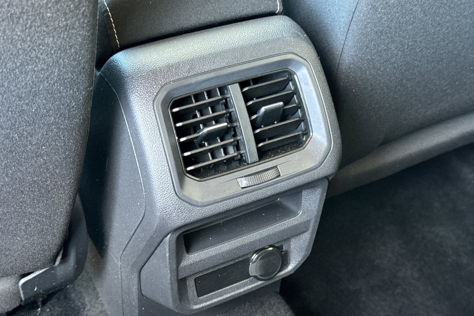 Used 2021 Volkswagen Tiguan S image 14