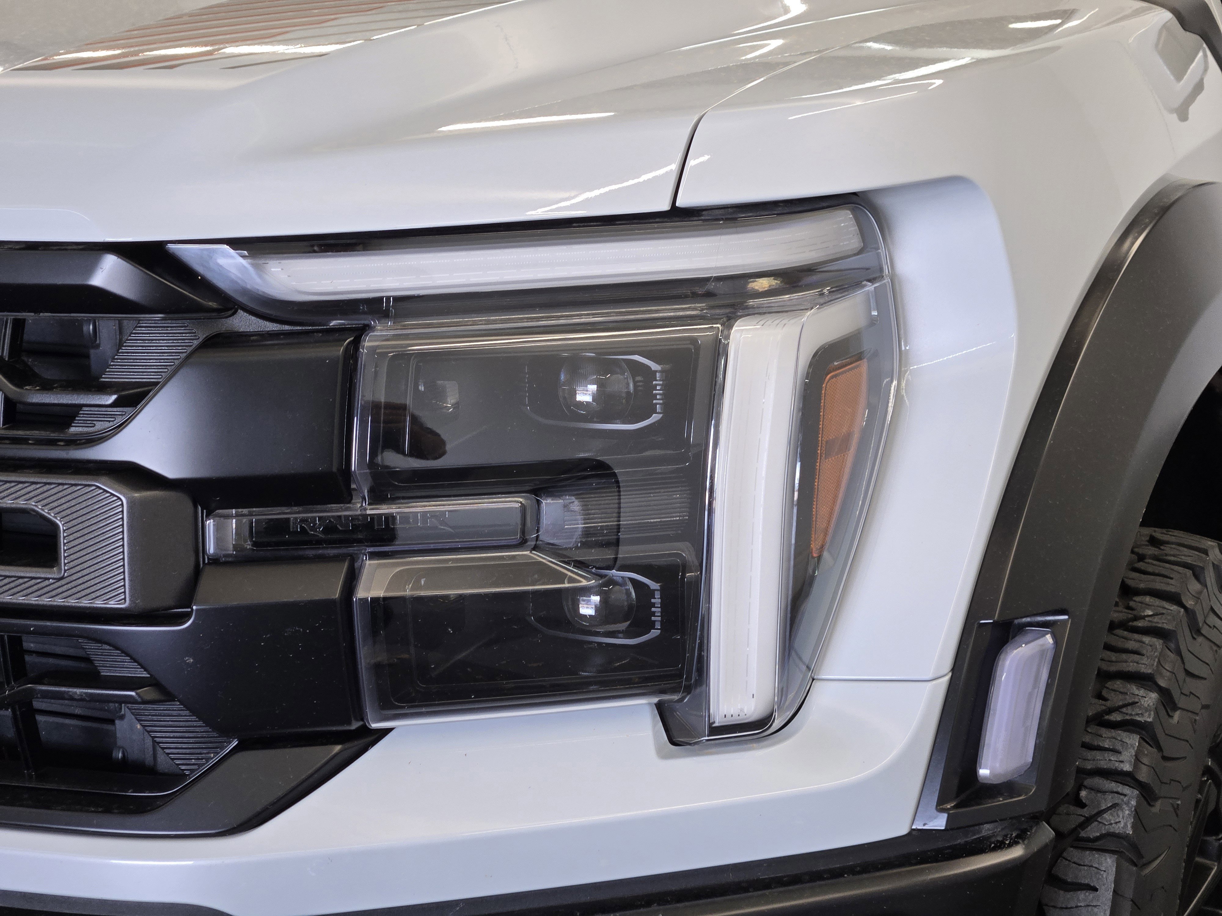 Certified 2025 Ford F150 Raptor AWD/4WD image 8