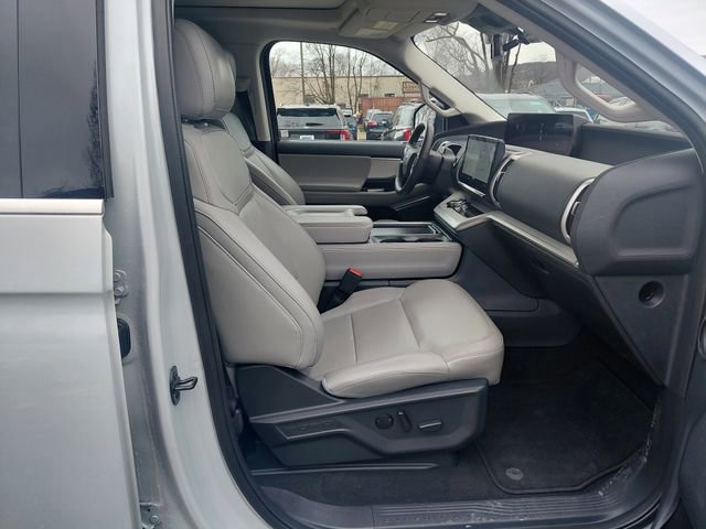 Certified 2025 Ford Expedition Max Active image 14