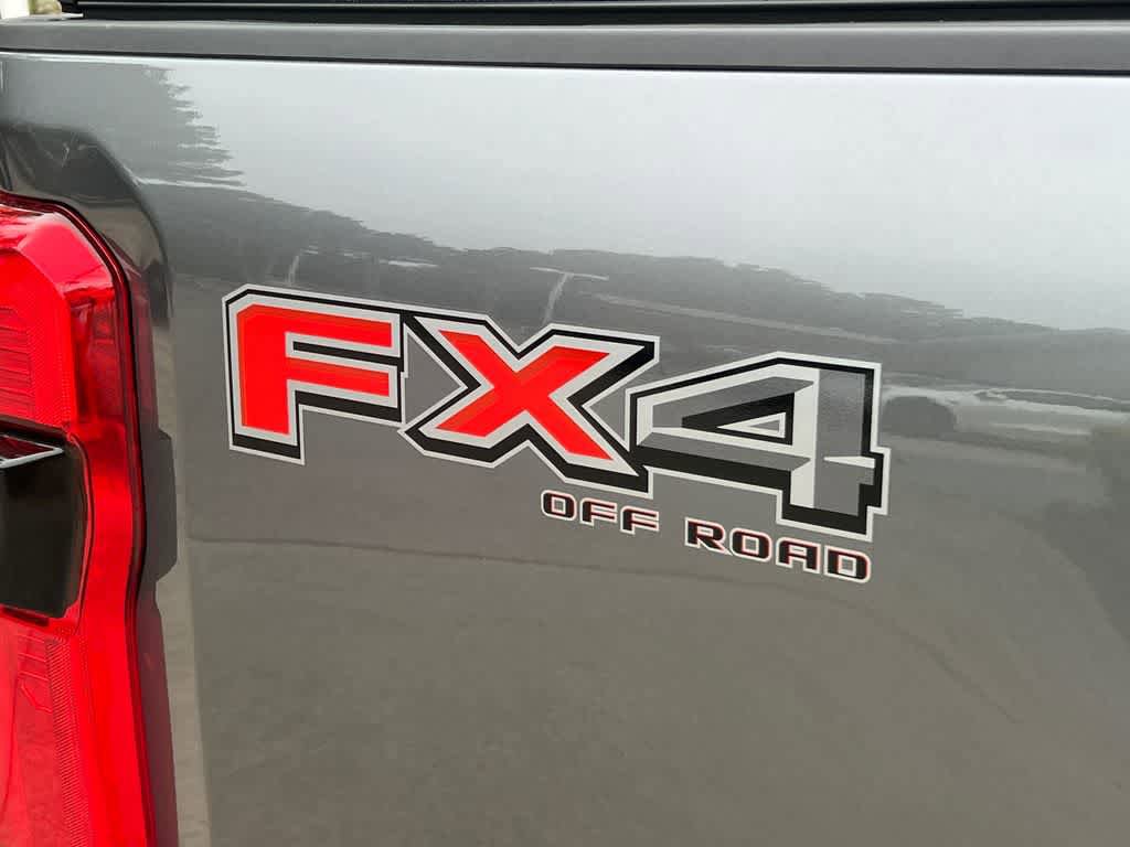 Certified 2024 Ford F350 Platinum AWD/4WD image 18