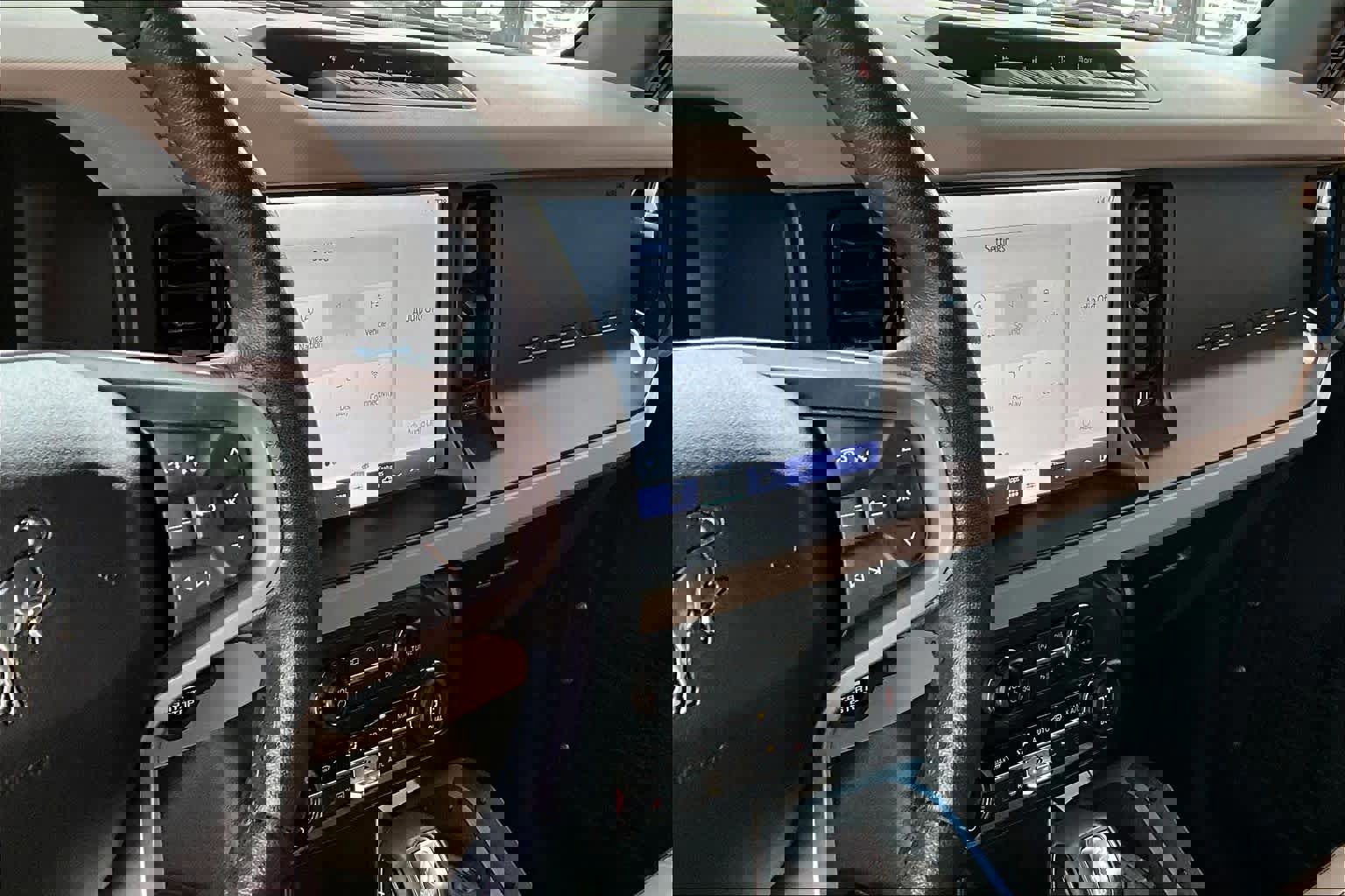 Certified 2023 Ford Bronco Wildtrak image 9