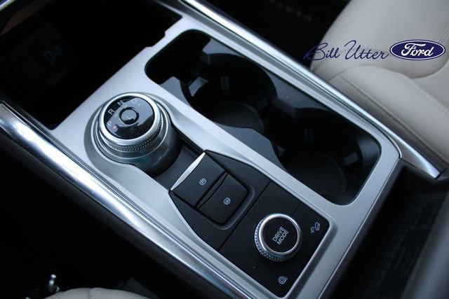 Certified 2022 Ford Explorer Platinum image 19