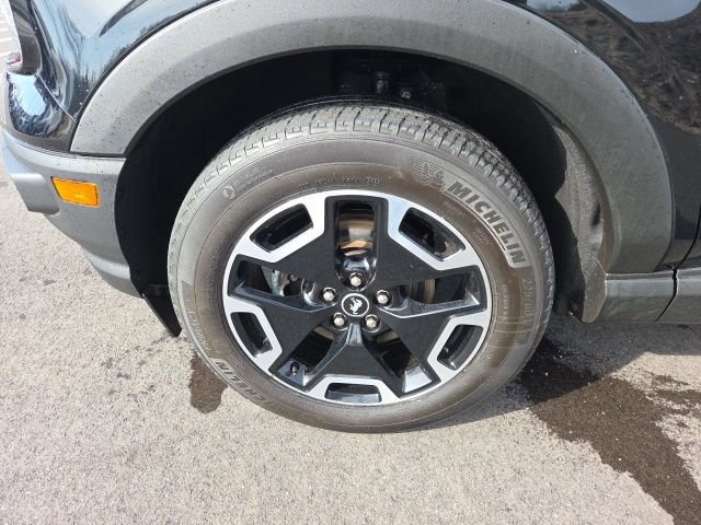 Certified 2022 Ford Bronco Sport Outer Banks w/ Tech Package image 17