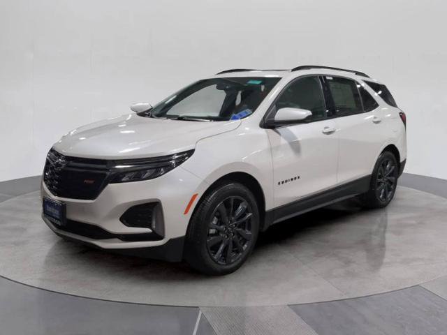 Used 2023 Chevrolet Equinox RS w/ LPO, Floor Liner Package AWD/4WD image 1