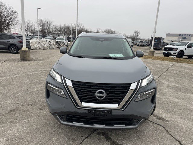 Used 2022 Nissan Rogue SL w/ SL Premium Package image 8