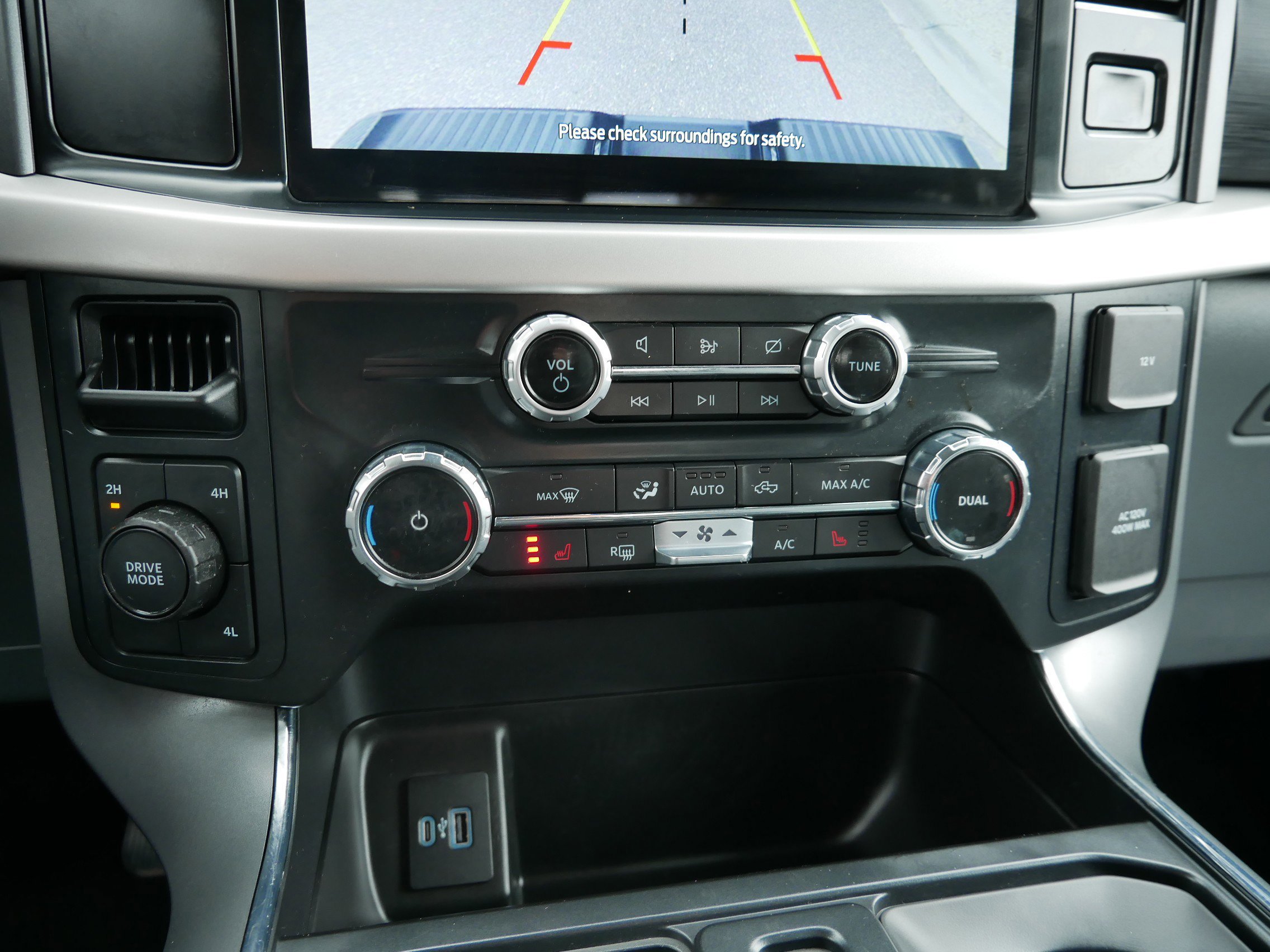 Certified 2022 Ford F150 XLT w/ Equipment Group 302A High image 23