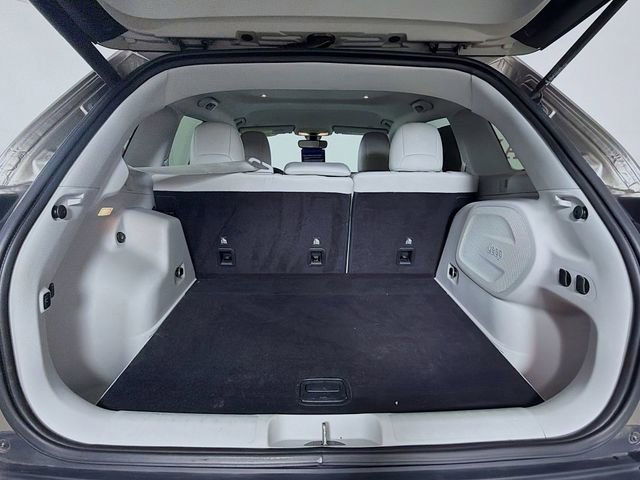 Used 2019 Jeep Cherokee Limited image 29