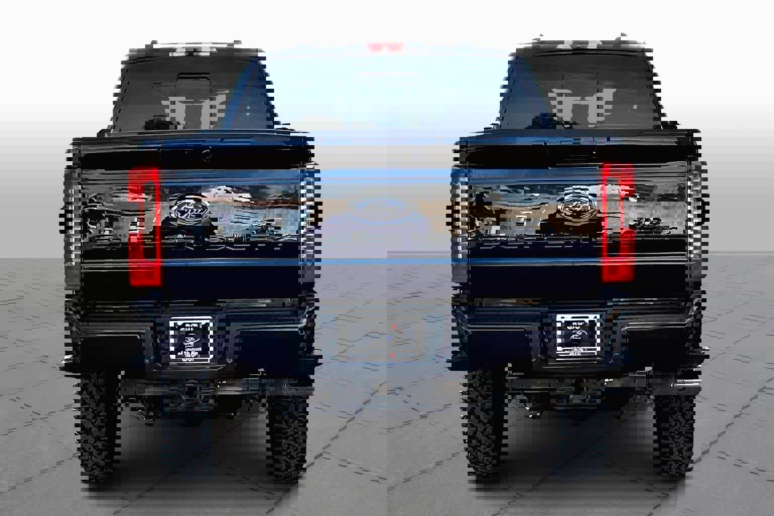 Certified 2023 Ford F250 Lariat w/ Tremor Off-Road Package image 2