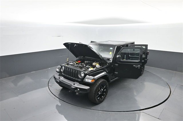 Used 2024 Jeep Gladiator Sport image 41