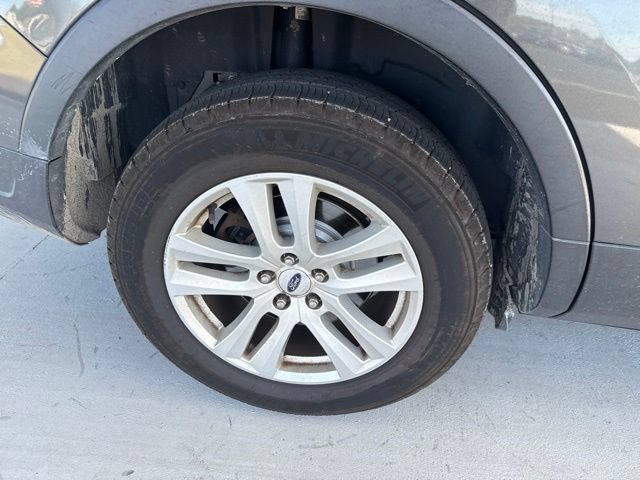 Certified 2018 Ford Explorer XLT w/ Equipment Group 202A AWD/4WD image 11